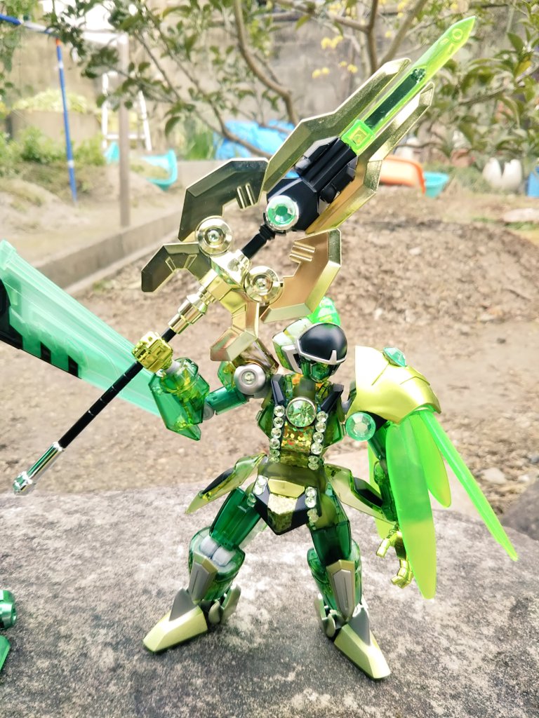 HID_pmx003theo's tweet photo. クリアキット最大の醍醐味は自然光撮影にあると思うんだ!
#LBX
#LBX_ARMS
#宝石騎士LBX
#自然光だけで撮った写真を晒すとRTが来る https://t.co/JvpGw8MGmM