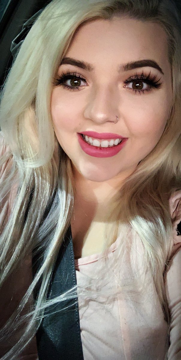 Kbarbiesmakeup's tweet photo. It was a great #22ndbirthday 💕🥰 @MichaelKors @Maybelline @BECCAcosmetics @ArdellBeauty @wetnwildbeauty https://t.co/NVnFfK3TC6