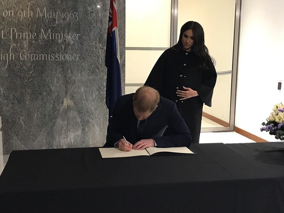 KindexNews's tweet photo. Prince Harry and Meghan Markle visit New Zealand House in London to sign condolence book following Christchurch massacre https://t.co/fXHOVEluyS
