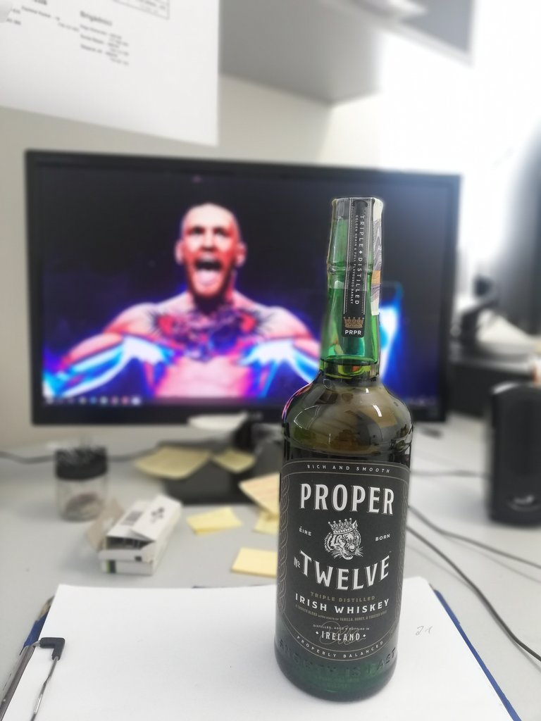 alesKrc's tweet photo. Tak už i u nás 🇨🇿 @TheNotoriousMMA @ProperWhiskey https://t.co/jmwKi8wlJ3