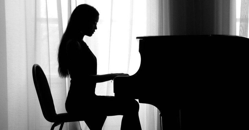 Piano spelen: juiste zithouding en houding van de handen dlvr.it/R1B5zs