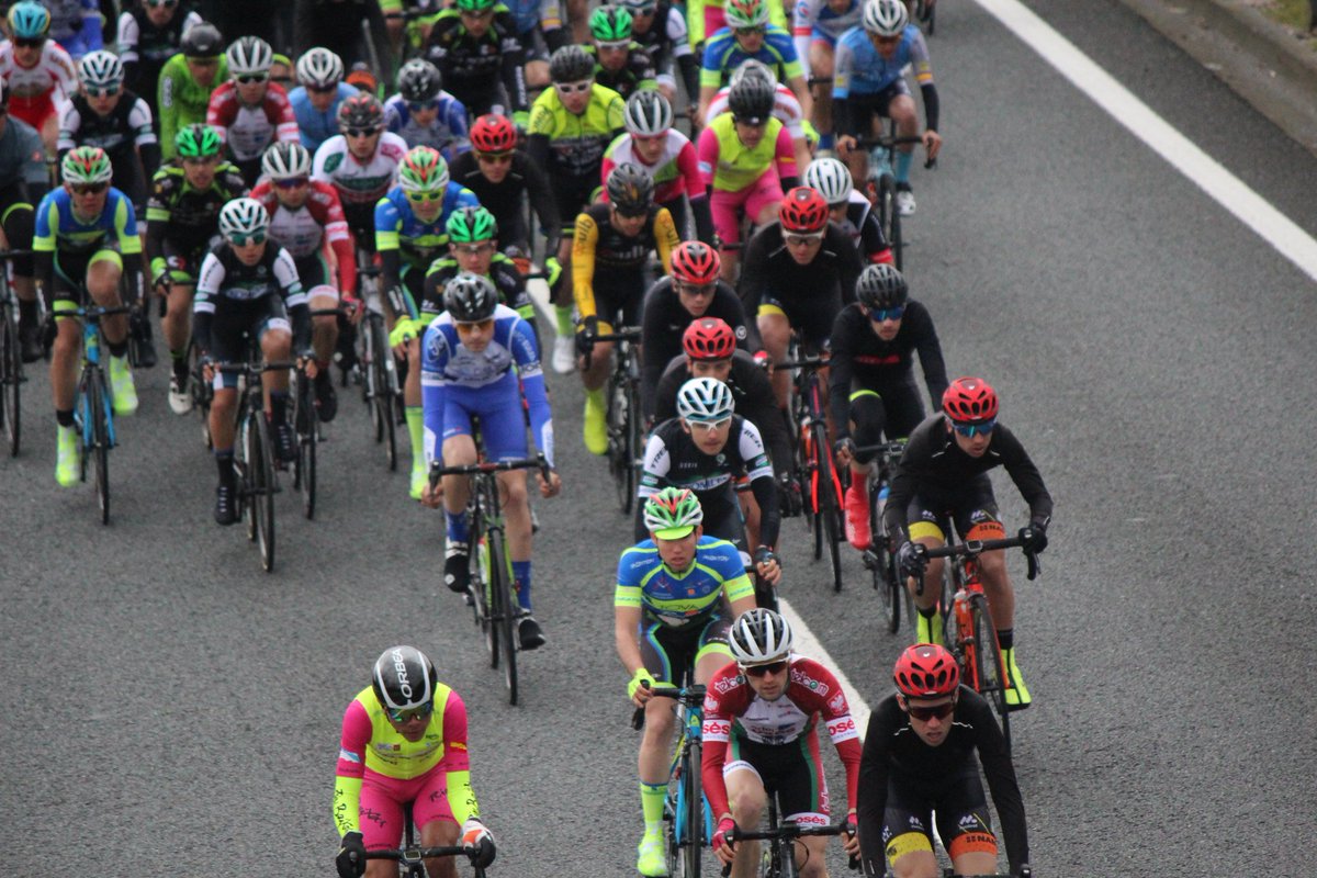 CCLaPalmaCT's tweet photo. Tras la lluvia en @AIZTONDOklasika, mañana jueves en el Gran Premio Primavera @CCOnturense nos espera el viento. ¡Sin duda la #CopaEspañaEliteSub23 es un aprendizaje continuo! ¡La universidad del #Ciclismo #EliteSub23!
#Cartagena #PatatasPijo #Esetec #30AniversarioCiclosSarabia https://t.co/L2iFy7B2Fx