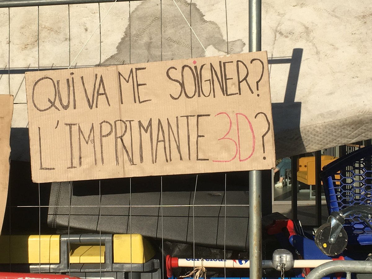 MNL_National's tweet photo. [MOBILISATION LOCALE] Blocus aujourd'hui au lycée international de l'Est Parisien pour dénoncer le sous-effectif de personnels ! 

➡️ Demandons le maintien du poste d'assistante sociale et un poste complet d'infirmière pour ce lycée ! https://t.co/nBpmumcRD3