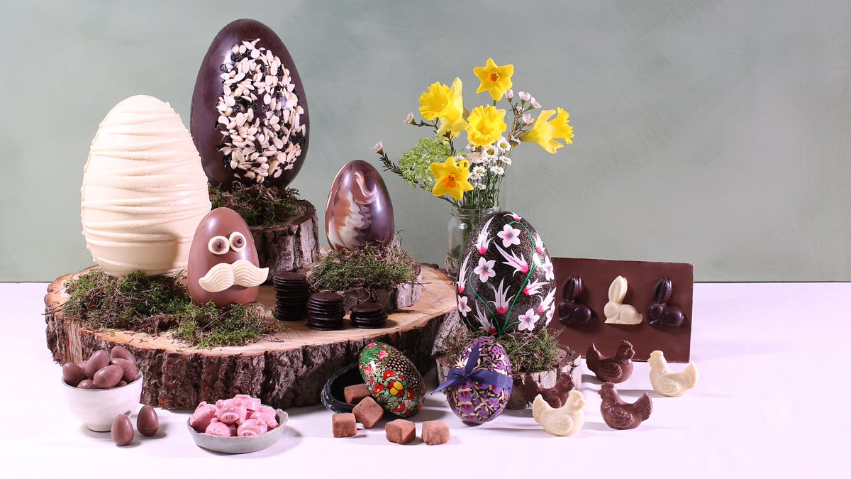 AbelandCole's tweet image. This #Easter, think single-origin, @FairtradeUK certified and palm oil-free. Discover your new #chocolate obsession from @cocoalocochoc and find out why you’ll never need to hunt for an ethical, #organic Easter egg again. ow.ly/6W4L50ncUlT