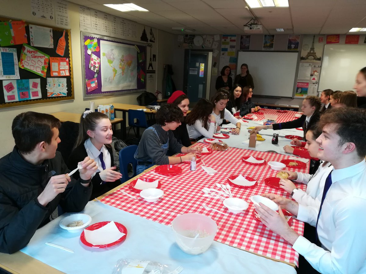 JYHSModLangs's tweet photo. lundi, 18 mars
Petit déjeuner écossais ☕
#JYHSFrenchExchange https://t.co/zBomGVnqnX