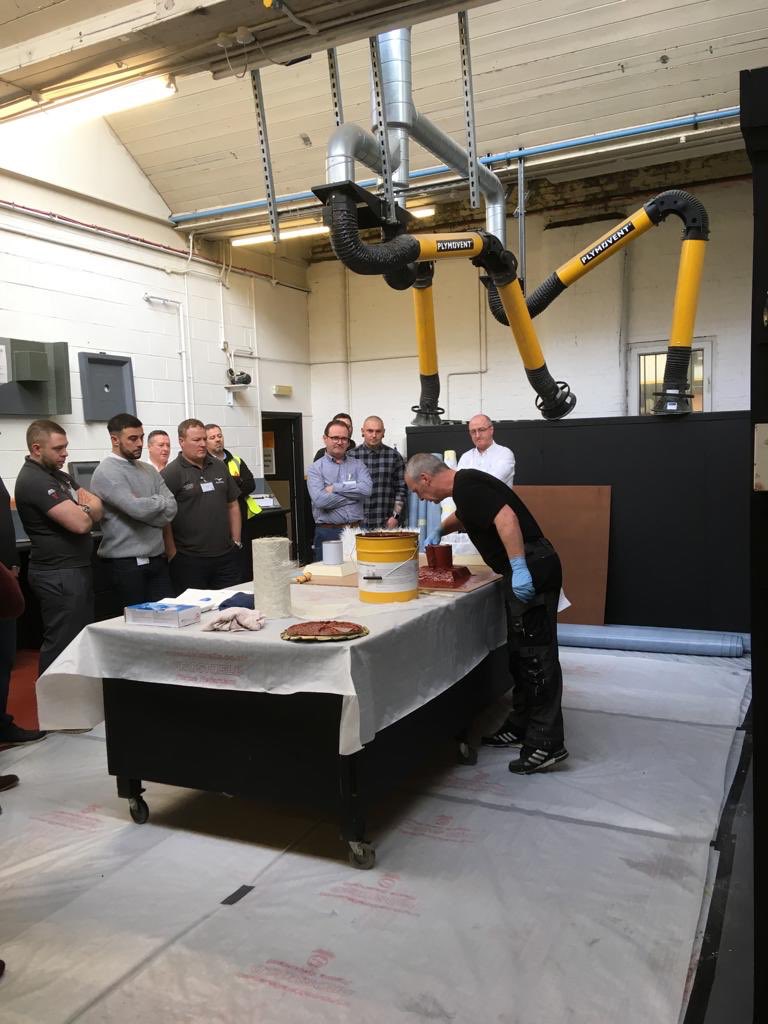 Introduction to Sika Liquid Plastics Training Course.
The master of the roller showing our contractors the ease of detailing.
#sikaliquidplastics #paulmahon #applications #slpcontractors