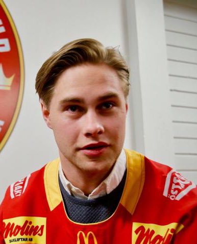 Mill_Oscar's tweet photo. Hur fan tillät du denna bild hahahahhahahahhahahahahaha
@JJARLEFELT https://t.co/kURcz95uG7
