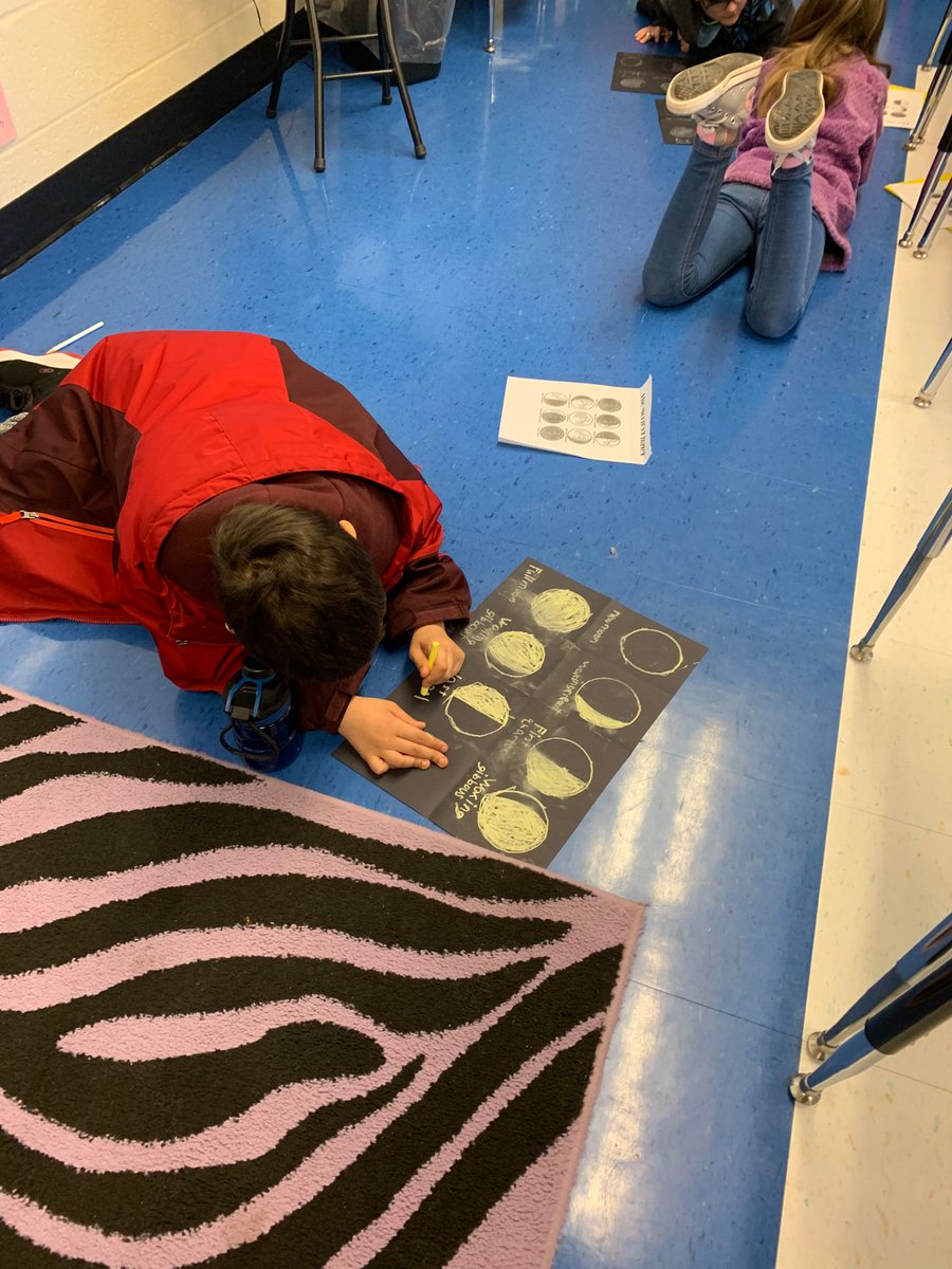 lanie0821's tweet photo. Integrating art and science. Moon phases chalk drawings! @FawnArea https://t.co/JaU3p1M1F2