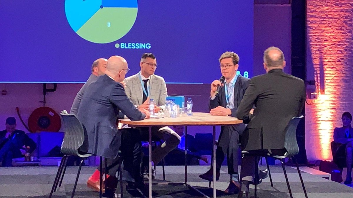 #WWEmFfF het C-Level debate was very succesfull, Thanks to André , Wolter , Mark &amp; Bob