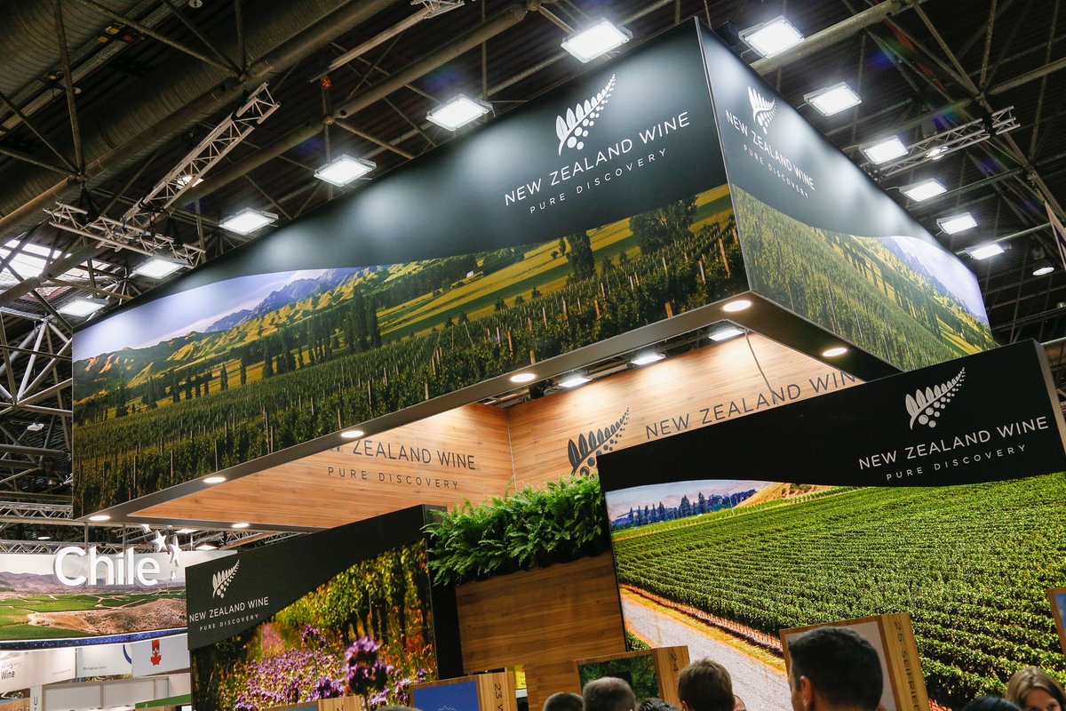 nzwineeurope's tweet photo. Thank you @ProWein 2019 for a brilliant three days, looking forward to coming back next year!
.
.
#nzwine #prowein2019 #networking #tradefair #messe #düsseldorf #prowein https://t.co/c5R94xSOa5
