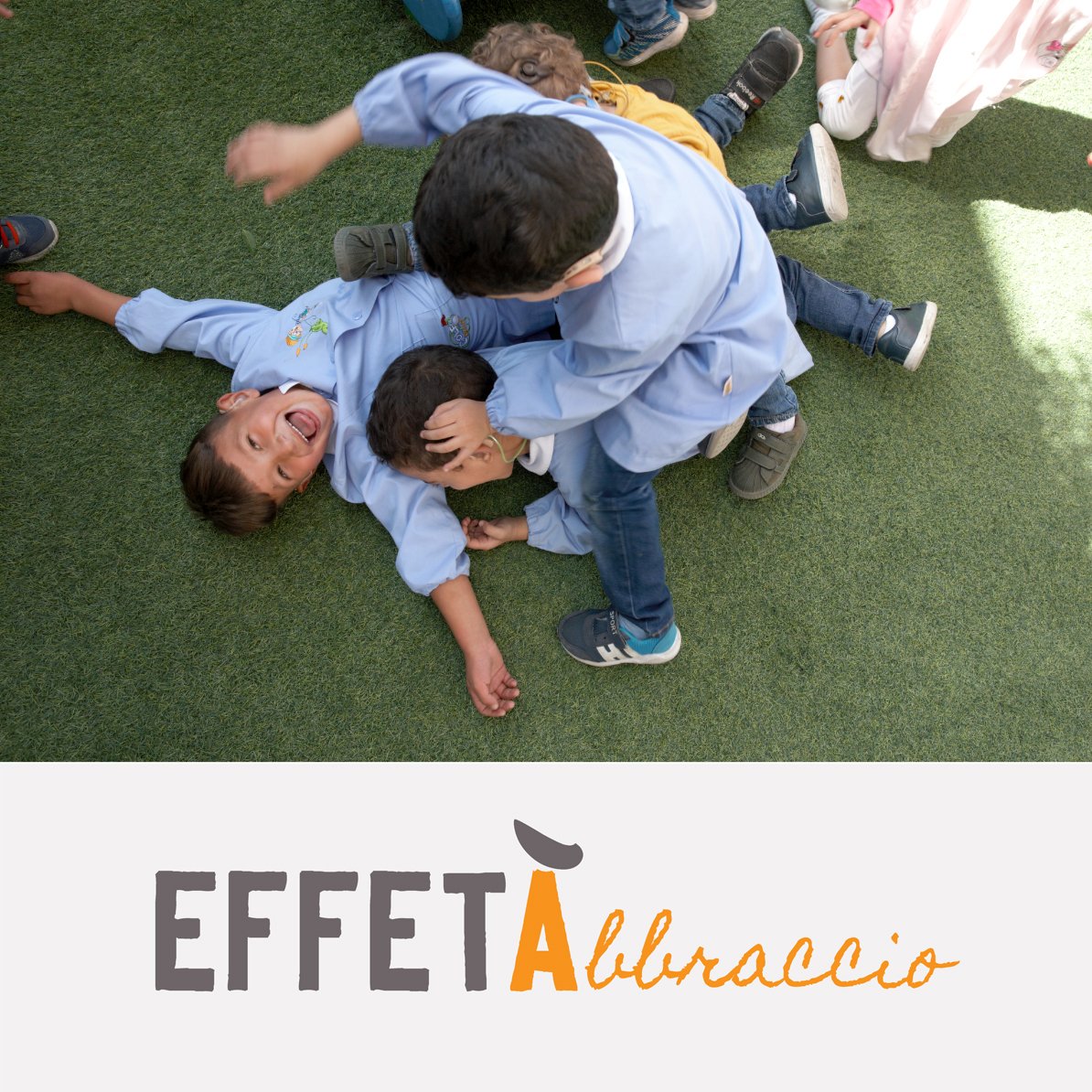 ABBRACCIO
“il Signore ci sta aspettando, ognuno di noi. Perché? Per abbracciarci" (#PapaFrancesco ).
Ogni giorno non facciamo mancare un abbraccio ai nostri bimbi e da questi ne riceviamo. E' l'amore che si manifesta, gratuito e puro.
 #betlemme #terrasanta #palestina