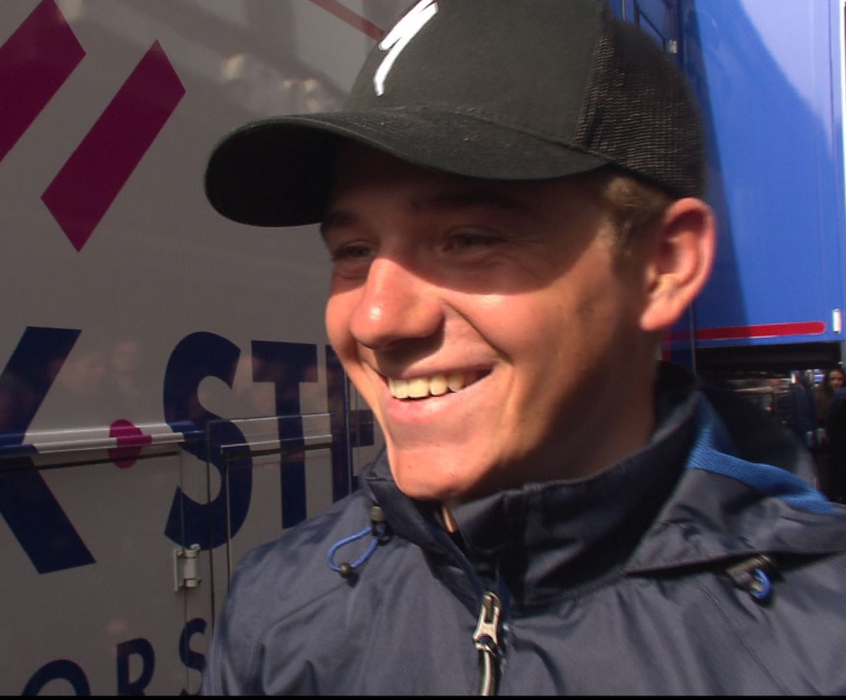 avstelevisie's tweet image. [Video] @EvenepoelRemco blijft kalm maar ambitieus bij zijn eerste profwedstrijd op Belgische bodem. 
bit.ly/2Hw1mkd
Haalt @deceuninck_qst 6 op 6 in @NokereKoerse ? Je ziet het vanavond op AVS Vandaag. #NokereKoerse