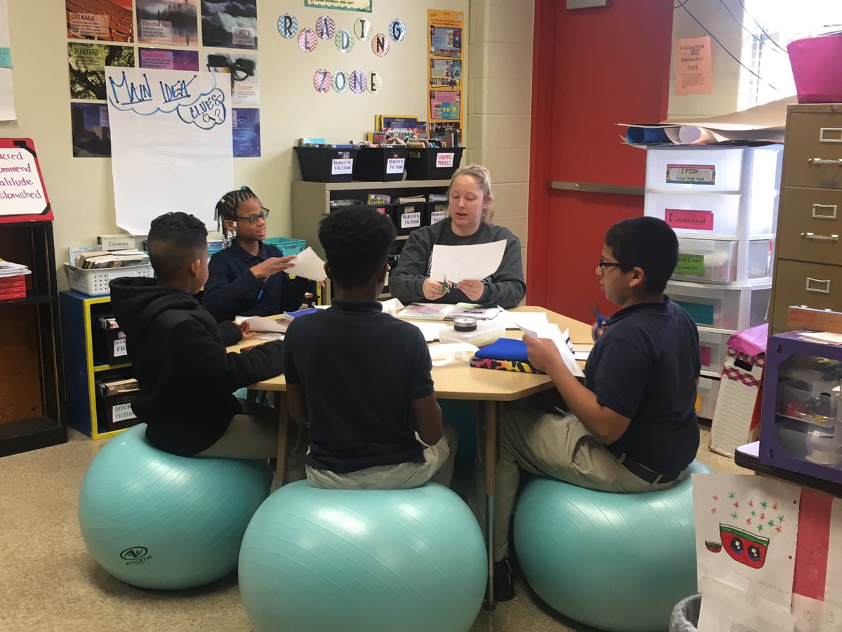 ElemEd_CCPS's tweet photo. Teamwork makes the dream work; we are maximining time and resources to support growth. Shout out to the 5th grade team!! #smallgroupswork. @pgcps @PGCPSK5RELA @PGCPSESOL @TaskerAva https://t.co/mX5shrtpb2