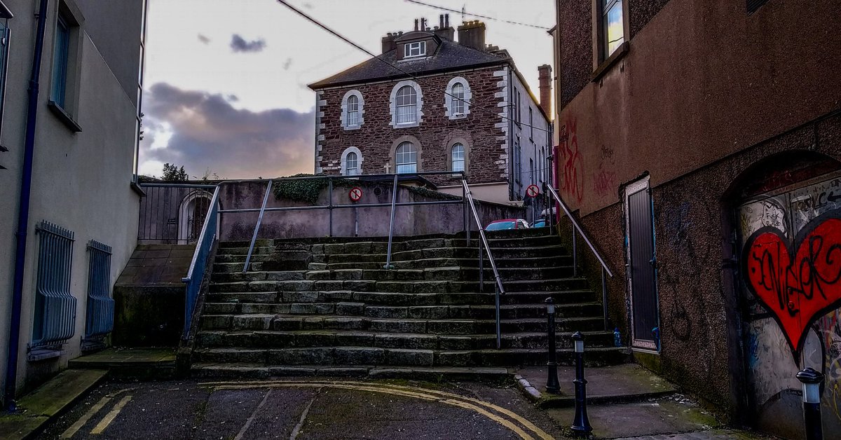 FarmableFilms's tweet photo. Class location to shoot a street scene #cork #Ireland https://t.co/lDOrf4Z9oz