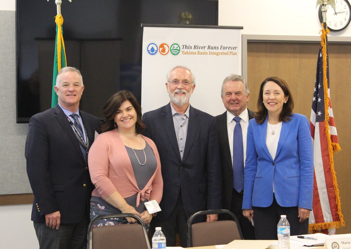 RepNewhouse's tweet photo. Yesterday @SenatorCantwell and I met with many local advocates who worked together for 10 years on the next phase of #YakimaBasinProject to meet the current + future water needs of the Valley. Our legislation authorizing the project was signed into law by @POTUS last week. #WA04 https://t.co/qRnfSI65nM