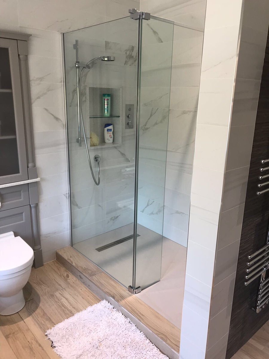 WillbondWorld's tweet image. We are certainly feeling the love ❤️ for this gorgeous bathroom fitted by Paul Saunderson  🚿🛁🚽😍@UtopiaBathrooms @AqualisaShowers #ShowroomShowoff