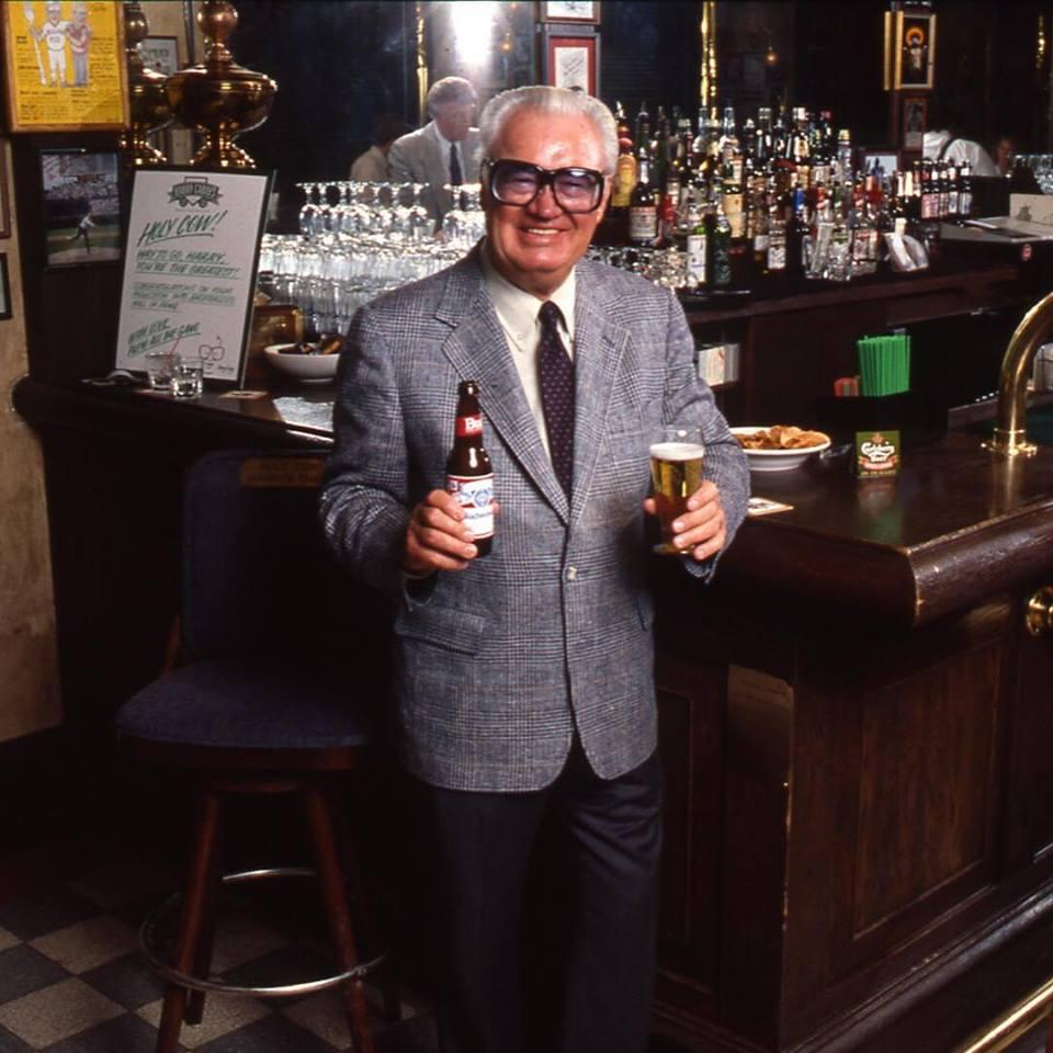 HarryCarays's tweet photo. Holy Cow! We are one week away from the 21st Annual Worldwide Toast to Harry Caray! Join us at Harry Caray's River North with Ryan Dempster, Ron Kittle, Dutchie Caray and other celebs as we Toast Harry for the 21st time! #ToastToHarry https://t.co/V3Q65NLnKT