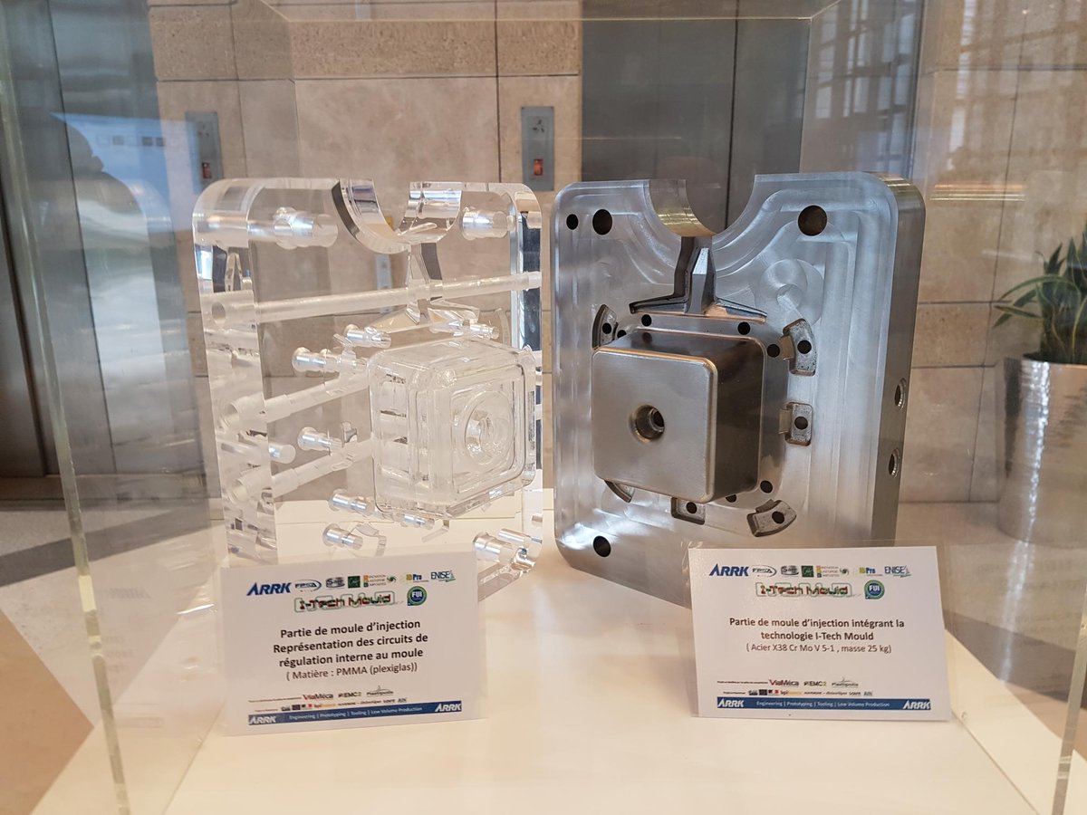 Polemc2's tweet image. #SemaineIndustrie EMC2 participe au lancement de la #PhaseIV des  #PôlesdeCompétitivité à #Bercy! Zoom sur le projet #FUI 👉#ItechMould   Intégration de tech innovantes pour le dév de moules pr l'injection  thermoplastique la mise en forme des composites &amp;amp; la fonderie ss pression