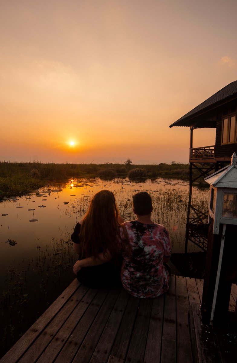 backpackwanders's tweet photo. Never seen a more beautiful bed! Happy to be spending 3 nights here at Serenity Inle Resort in Myanmar. https://t.co/Z5FCjXFVfE
