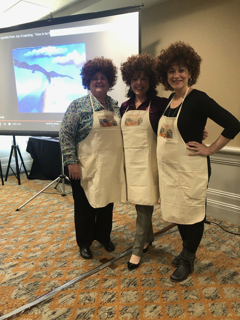 ShafferCreative's tweet photo. These ladies are reshaping the landscape with happy trees @SMPS_SERC - with Julie Shaffer, @chazrossmunro, @JanFlesher #smpsSERC #SERChorizon #happytreesSERC #ShafferCreativeatSERC https://t.co/jnZrJtCaX6