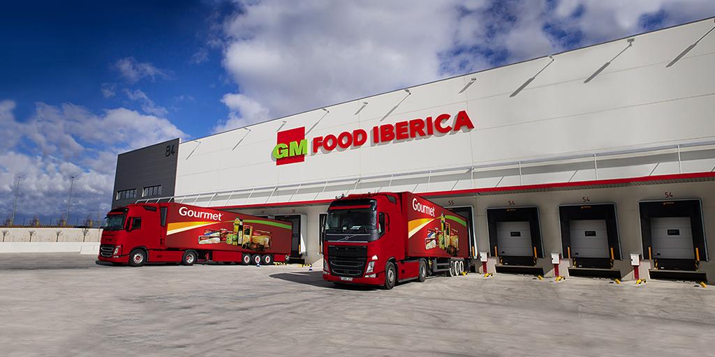 transgourmet_es's tweet photo. Hoy se cumple un año de la inauguración de nuestra #plataforma logística en #Torrejón de Ardoz. Dispone de una superficie de 21.000 m2 y sirve a más de 1.700 puntos de toda la Península. https://t.co/BDZEPRPR3n
