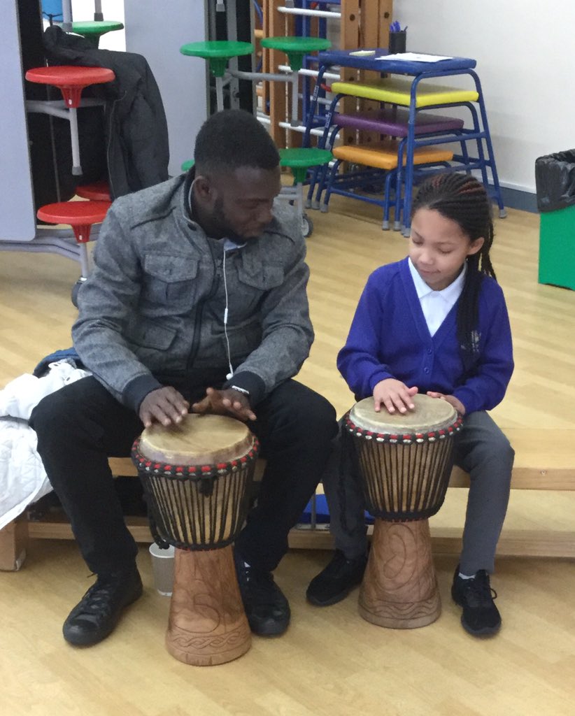 FoxfieldMusic1's tweet photo. Yesterday we held a wonderful Music Coffee Morning for our families. Parents and children made music together with a free tea or coffee too! Next one will be Tuesday 18th June, 8:30am. Add it to your diary now. We hope to see you there. 🎼🎹@foxfield #familytime #primarymusic https://t.co/SNME2OskLs
