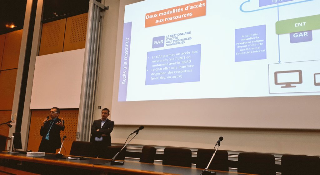 AxelJean77's tweet photo. 20/03/19 #numeryades
Lycée 4.0 #Ress_Num #ENT #GAR #Archiclasse nouvelles pratiques 🔁 nouveaux espaces @Edu_Num
@Academie_Paris @DaneStrasbourg
@PhTAILLARD @DanMarc6768
@jmmer @athillay @PhilippeAjuelo @Christian_Mertz @chcaron80 https://t.co/VAFOWjytHH