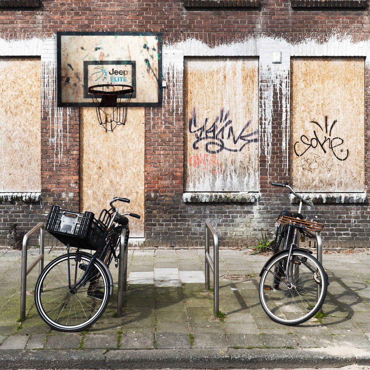 Basketfanzone's tweet photo. 🎤 Quand on tirait de bon matin
🎤 Quand on dribblait sur les chemins
🎤 A bicyclette

#BalIsLife #BasketEverywhere #Basketball #Basket #Playground https://t.co/cj1vRwhRTh
