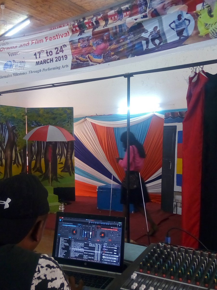 AndiEntertainer's tweet photo. #KUPAA #KUPAA2019 #KuppaSecondEdition  @TechnicalUni didnt come to play. One man play on stage before lunch time!!!!! @Pwaniuni https://t.co/N9dwqDJmsw