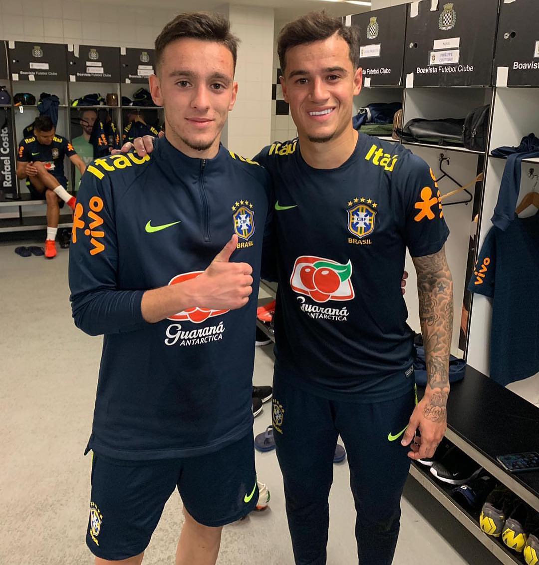 FCBarcelona_THA's tweet photo. 🇧🇷 พ่อมดน้อยของพวกเรา🎩🤙🏻
#FIFAWeek #FCB_THA 🔵🔴 https://t.co/XRT8VGFyeo