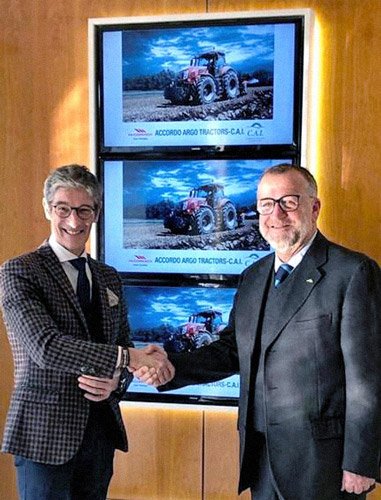 TracMag's tweet photo. Accordo tra @ArgoTractors e la Confederazione Agromeccanici e Agricoltori Italiani (CAI): l’intesa prevede un’agevolazione per tutti i soci per l’acquisto di trattori del Gruppo Argo Tractors 👉🏻 https://t.co/2m38CwEBUk

#ArgoTractors #CAI #Landini #McCormick #Valpadana #TracMag https://t.co/Ja8FM0uvCu