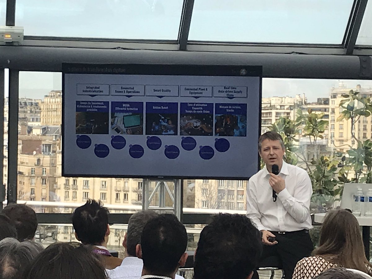PubSapientEng's tweet photo. Pour finir ce #tech4exec, nous avons le plaisir d’accueillir @JakobHarttung, venu partager son expérience sur le choix du #Cloud pour accélérer les projets #Data et #IA/#ML chez @SanofiFR. https://t.co/9jSb40T0ey