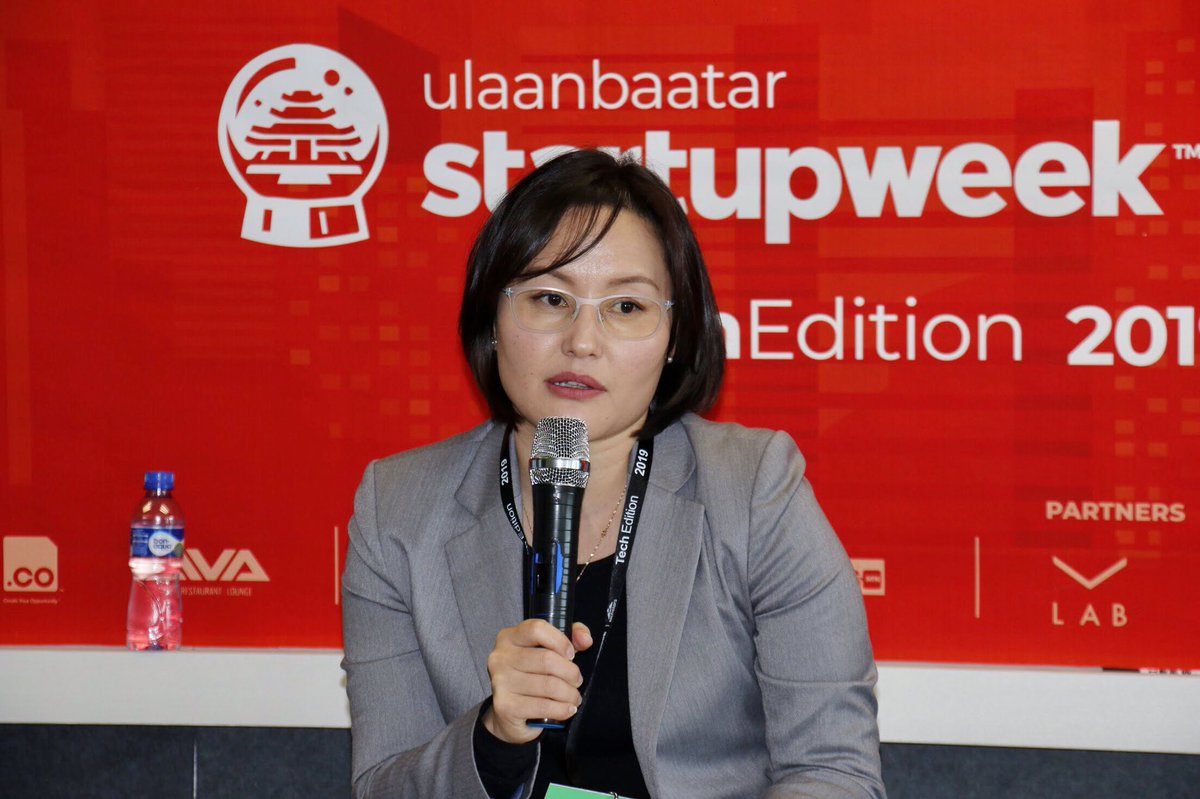 WorkcentralMon1's tweet photo. ⚡️Startupweek|TechEdition 2019 үйл ажиллагаа #Mspace инновацийн төвд 3 дахь амжилттай үргэлжилж байна.  Технологи, стартапын менежментийн салбарын шилгүүдээс "номын дуу" сонссоор...
#startups #tech #startupweekulaanbaatar #mspace #coworking #community #mentorship #speaker https://t.co/UMgLfn4cI2