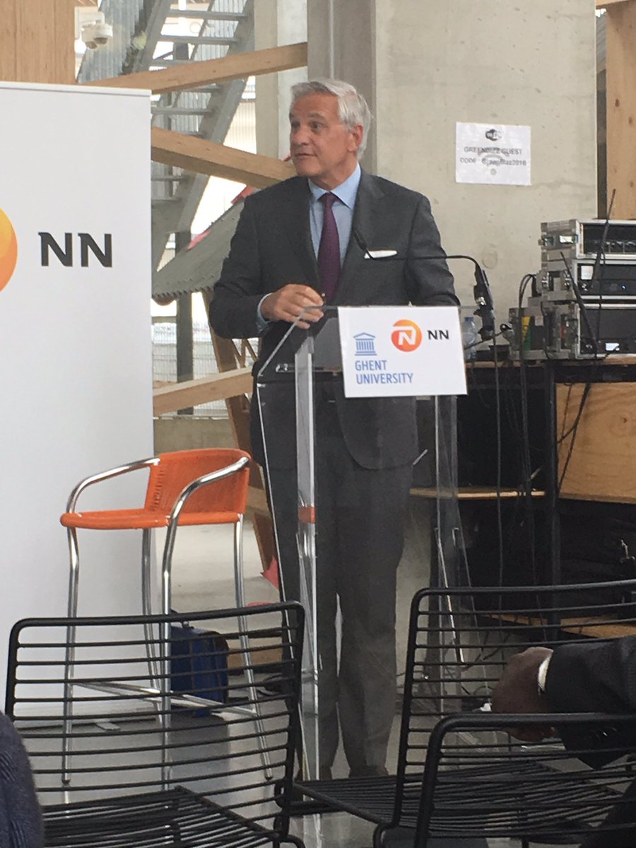 #InternationalDayOfHappiness Présentation des résultats de l’enquête Nationale du Bonheur par <a href="/LievenAnnemans/">Lieven Annemans</a> et conclue par <a href="/peeters_kris1/">Kris Peeters</a> 10 recommandations inspirantes! #yapluka