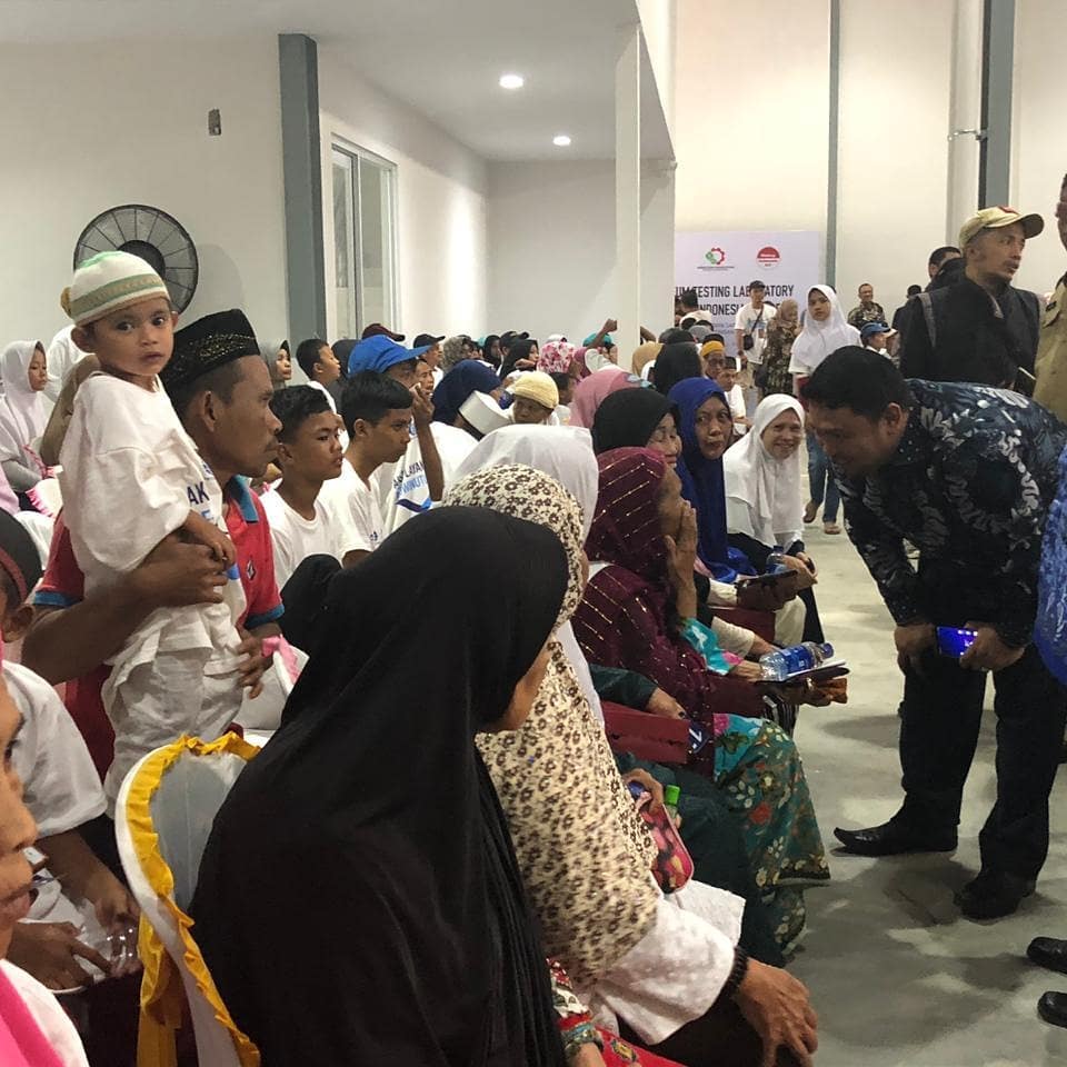 ilhamperman4's tweet photo. Mendampingi Ketum Partai Golkar yg juga Menteri Perindustrian RI dlm Peresmian Lab. Pelumas PT. Surveyor Indonesia dan Kegiatan CSR Sentul - Bogor. 

Dalam kesempatan tersebut, Kades Leuwi Nutug menyampaikan aspirasi mengenai masih banyaknya masyarakat yg belum mendapatkan PKH. https://t.co/sLmROn5Z73