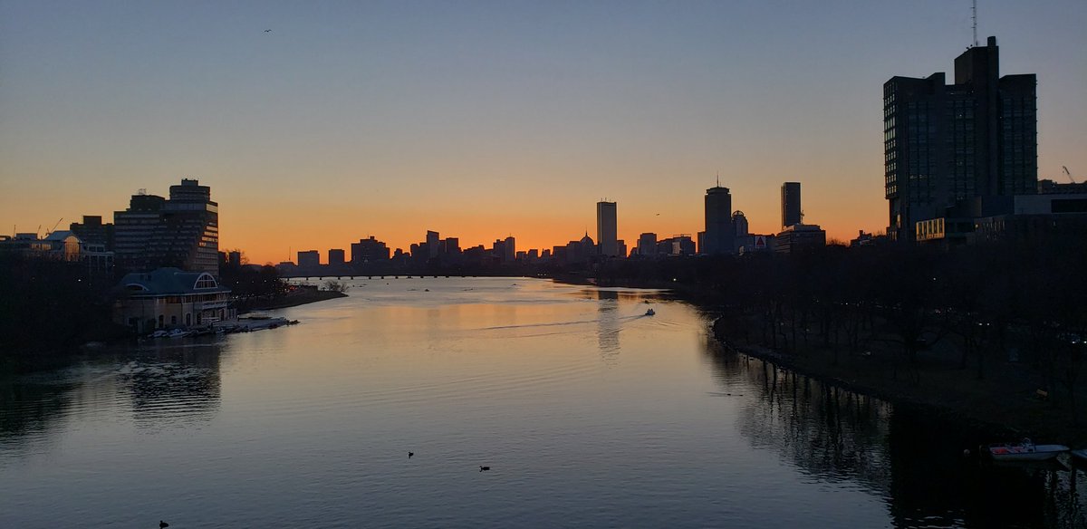 OnlyInBOS's tweet photo. First Day of Spring.

❤️ https://t.co/1dLODzJi2x