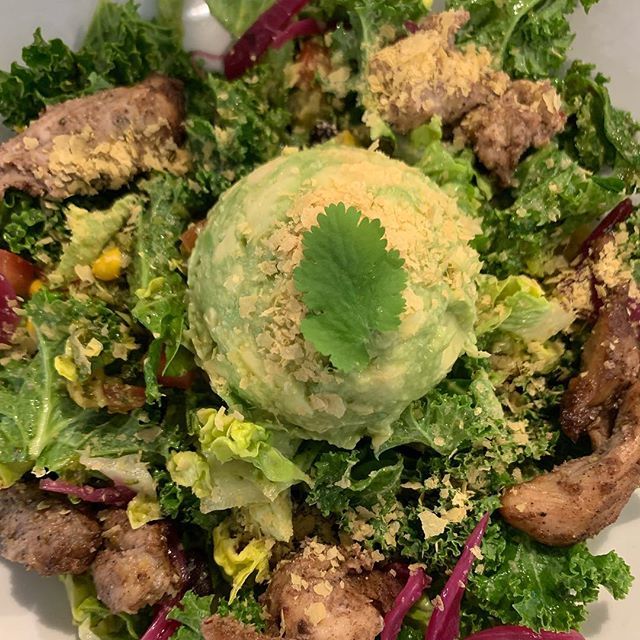 Gensmartme's tweet photo. Not ice cream on a kale bed but avocado :)
Amazing salad from @goodlifeeatery yesterday, to fuel a long productive day 🙌
•
•
•
•
•
•
Join the movement 👉Your health your responsibility! 
GenSmart can help you make the change that counts to a smart… https://t.co/cwLE9iybtK https://t.co/OBLiNgPcOC