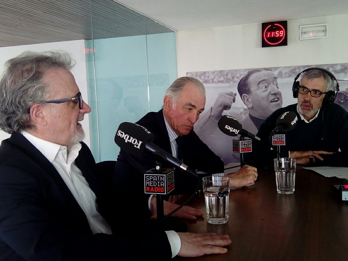 <a href="/deva_cfs/">Deva</a> y <a href="/Quum_es/">Quum Comunicación</a> creen que el sector de la #comunicación requiere la profesionalización continua y de especialistas digitales, de asuntos públicos, de la economía...influencers dentro de casa que empoderen a los clientes frente a sus stakeholders