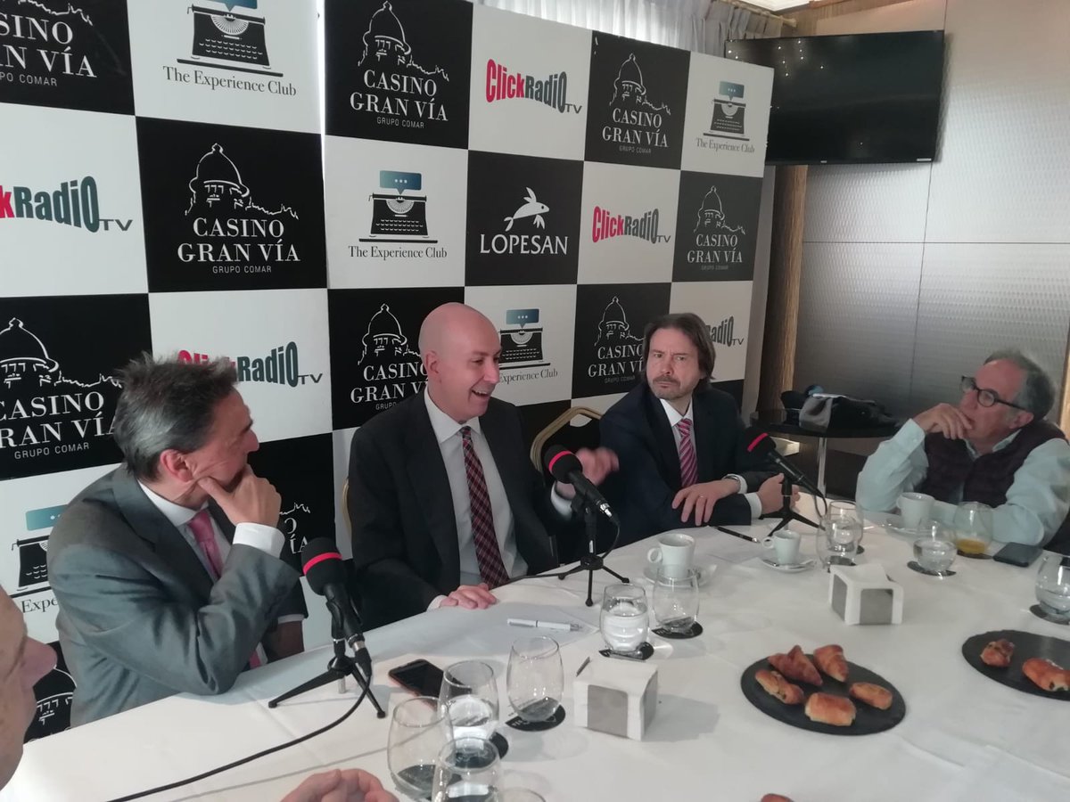 ClickRadioTV's tweet photo. Desde el @CasinoGranVia  #ClickTertulia #DesayunosTheExperienceClub hoy con @nachocardero https://t.co/v0iZW2bt1B