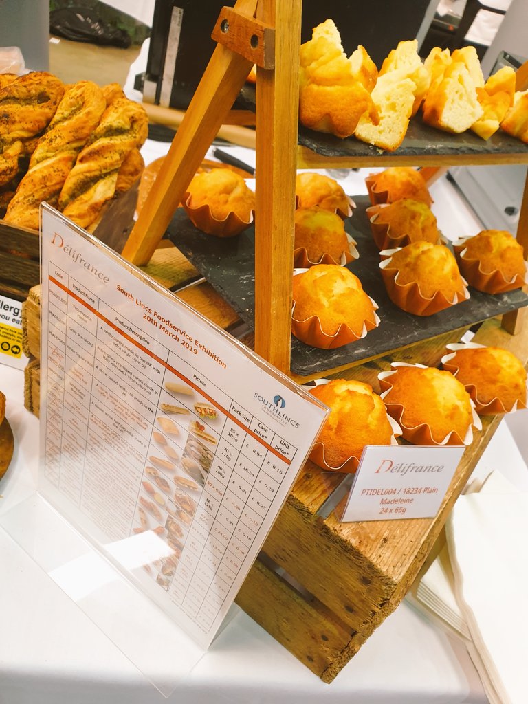 ManBunBaker's tweet photo. @DelifranceUK &amp; @DelifranceDan today supporting @SouthLincsFood with their tradshow in Spalding! #bakery #liveeverydaydelicious https://t.co/60uunsQfLd