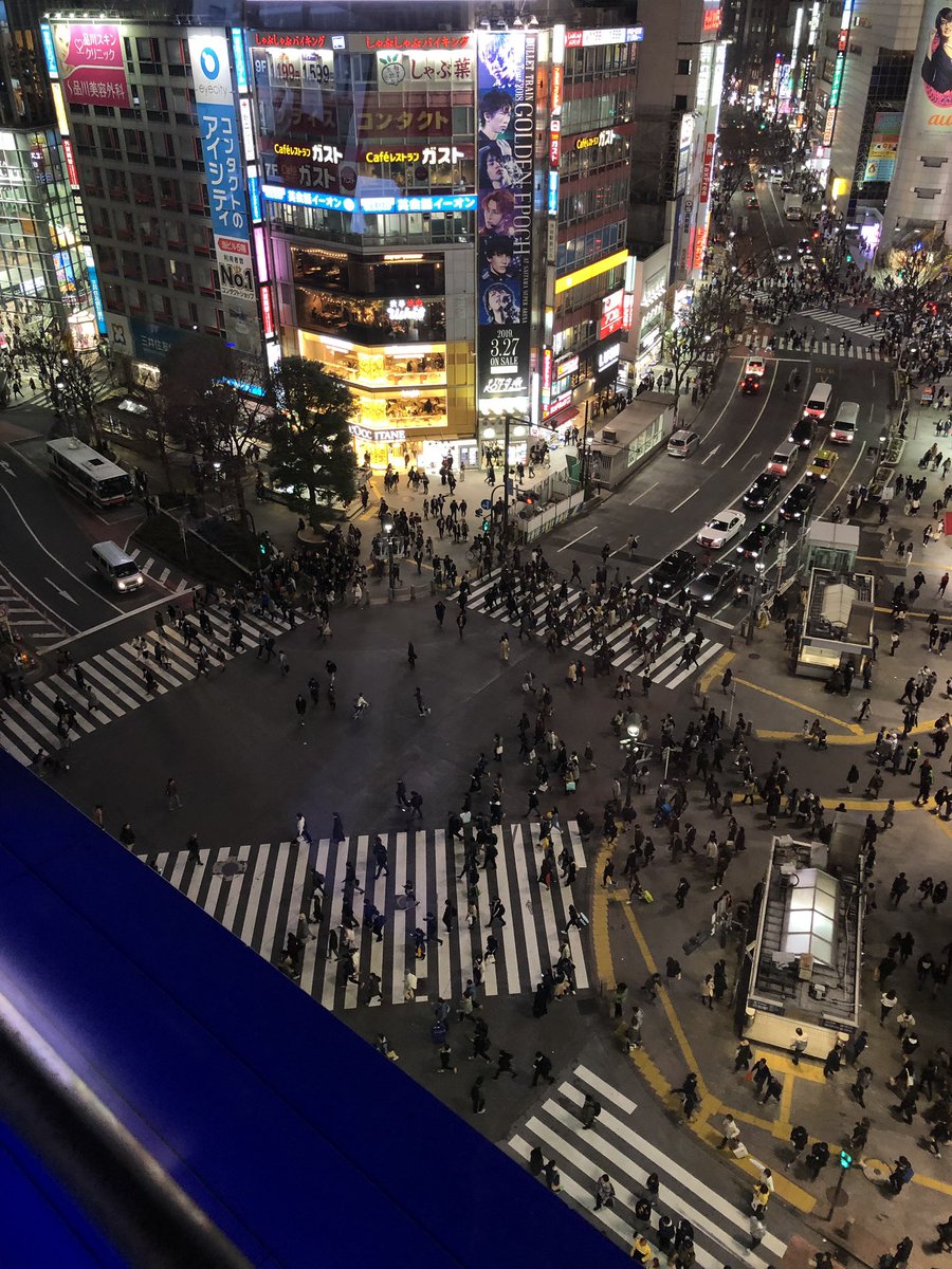 ayumu_d_wing's tweet photo. 入場無料で、500円で大っきめバドワイザー飲めて、景色もいい上それが渋谷のど真ん中で、
DJも普段は無料で見られない豪華メンバー。

控えめに言って神イベか。

#MAGNETRAVE
#MAGNET109 https://t.co/8E4yQg99Vf