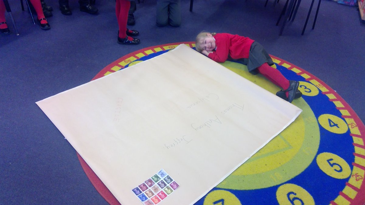 MissRAllSaints's tweet photo. Who could fit in this giant envelope? We used it as inspiration to write instructions for how to send Stanley to America! #loveofreading https://t.co/LhgejK3bnJ
