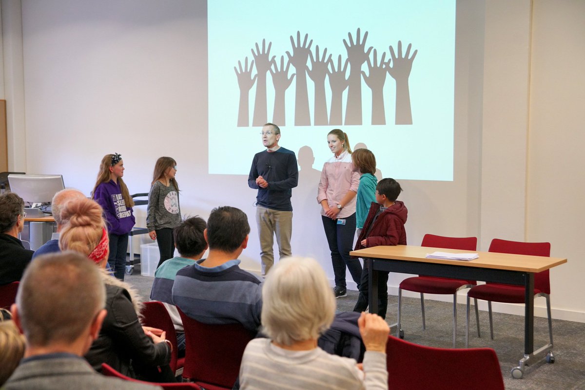 Virtual reality, robot lab tours, LEGO challenge &amp; selfie steel#snaps are amongst many exciting activities &amp; talks at the IfM this Saturday 23 March! Join us! <a href="/Cambridge_Eng/">Engineering Dept</a> @camscience 
Find out more:
bit.ly/2FkRhUT