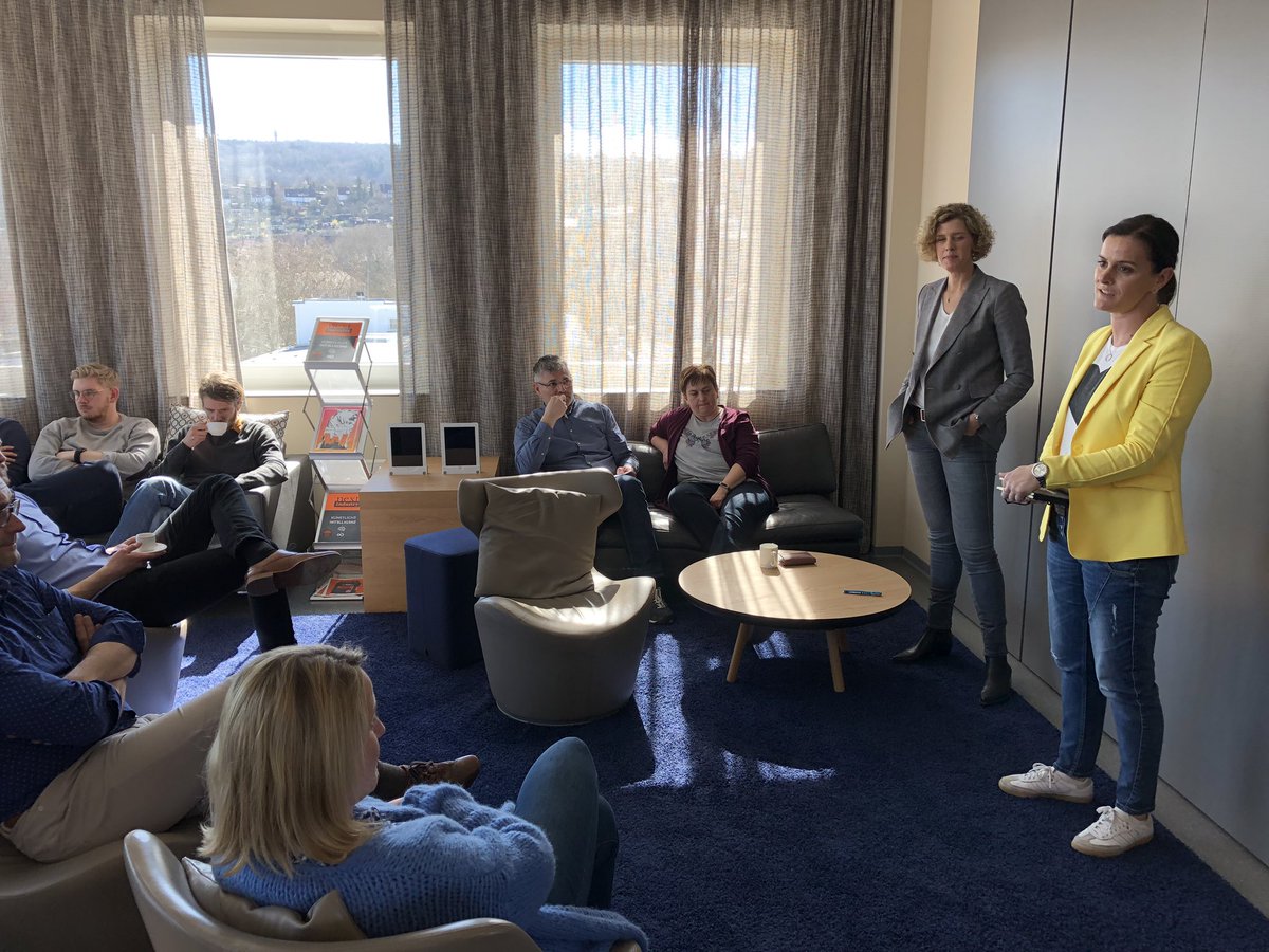 VCG_GSchunk's tweet image. #learninglunch heute mit Infos zu unserem #Digitalfestival  #thefuturecode von unserer #Medienmarke @industry_next @fachpresse_de @ZDI_Mainfranken @mainpost