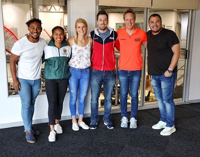 Saturday's <a href="/tiletoria/">niel buchholz</a> Team Talk - <a href="/ricky_schroeder/">Ricky Schroeder</a> and I talk hockey to <a href="/jennarosestuart/">jen</a> <a href="/tarrynglasby/">Tarryn Lombard</a> @princesshockeysa <a href="/lukethonissen/">Luke Thonissen</a> and Jack Thonissen @proseriesindoor. #hockey ift.tt/2Fnuckp