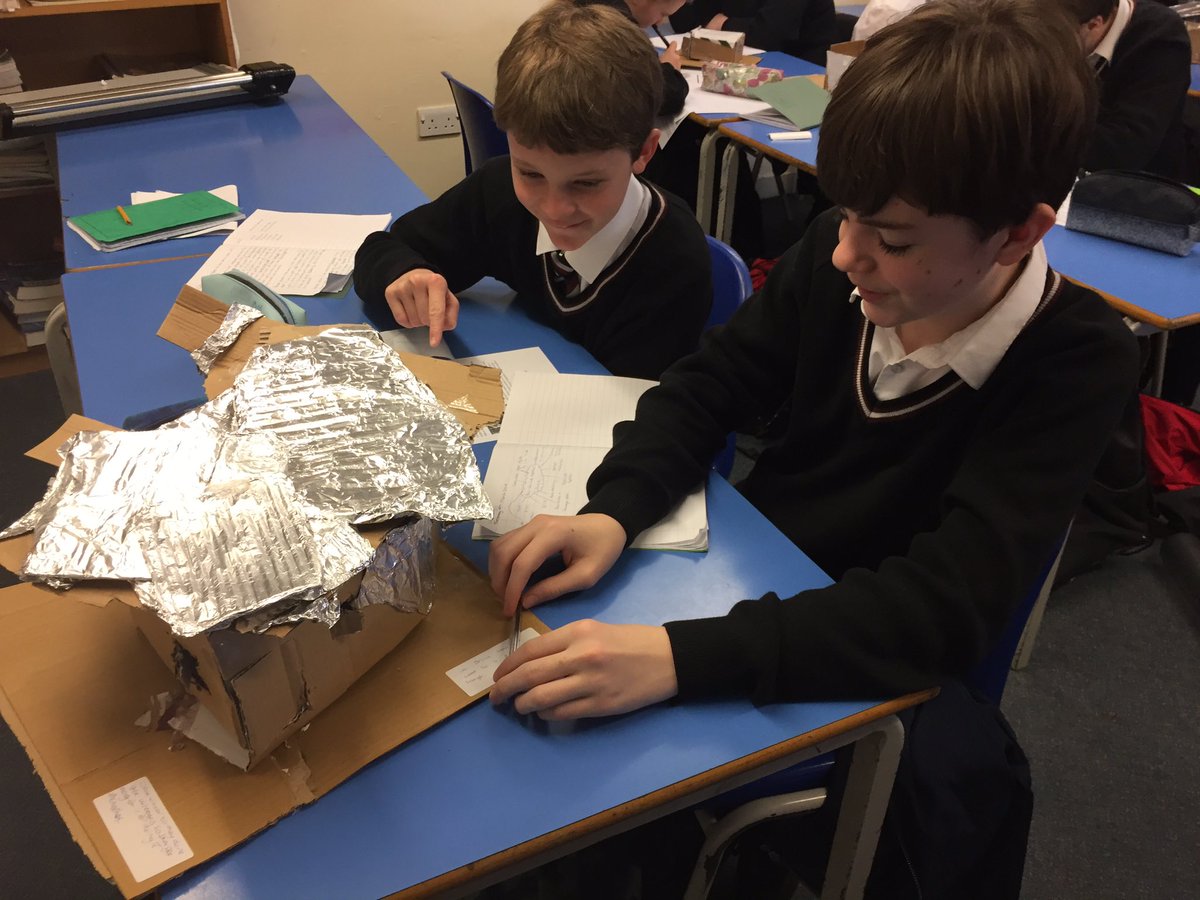 WyedeanGeog's tweet photo. 8H suggest improvements to their slum dwellings and consider sustainable solutions to the growing problem in LIDC cities. @WyedeanSchool #migrationproblems #megacities https://t.co/ccH1QQzGi1