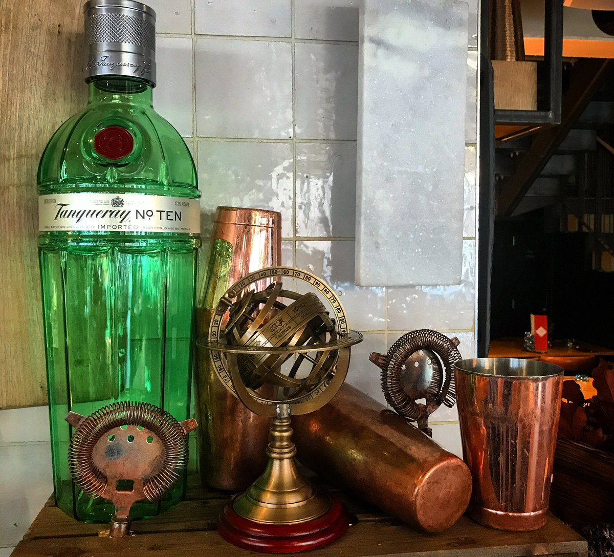 Join us in the world of mixology 
#treatyoself #cocktails #mixologists #mixology #bartenderlife