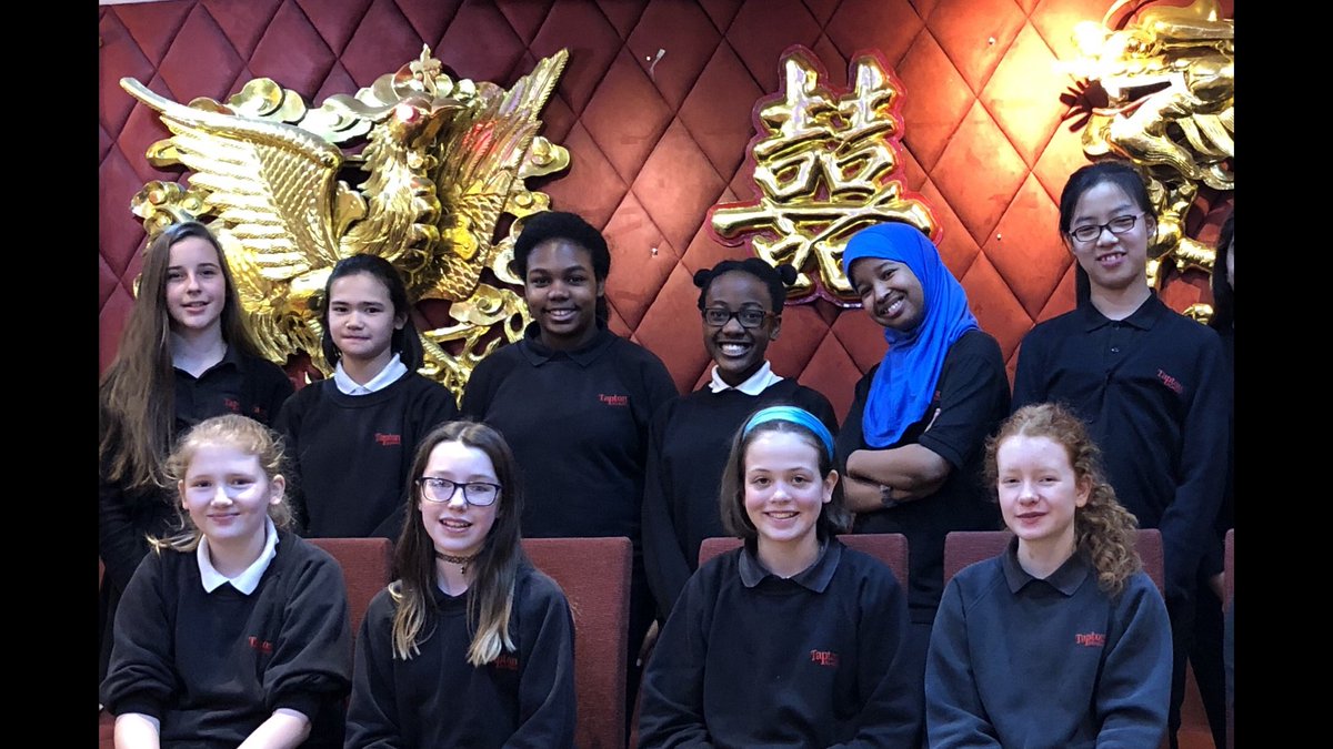 TaptonYli's tweet photo. Some of the students who are studying Mandarin Chinese here at Tapton went on a visit to a Chinese restaurant in Sheffield recently. They loved sampling Chinese dishes such as jellyfish and dumplings, and tried fragrant Chinese teas. @TaptonSchool1 https://t.co/jTdqekA0Jc