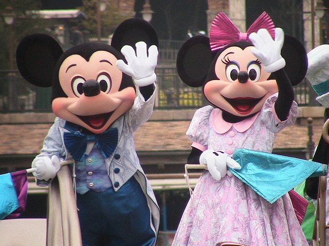 تويتر 岸和田 ミッキー ウッドペッカー たまにd垢 على تويتر ディズニーシー ミート スマイル ２５周年バージョンと通常バージョン ２５周年も貴重な写真です リドアイルにて開催されていたショーです ディズニーシー グリーティングショー いいねした