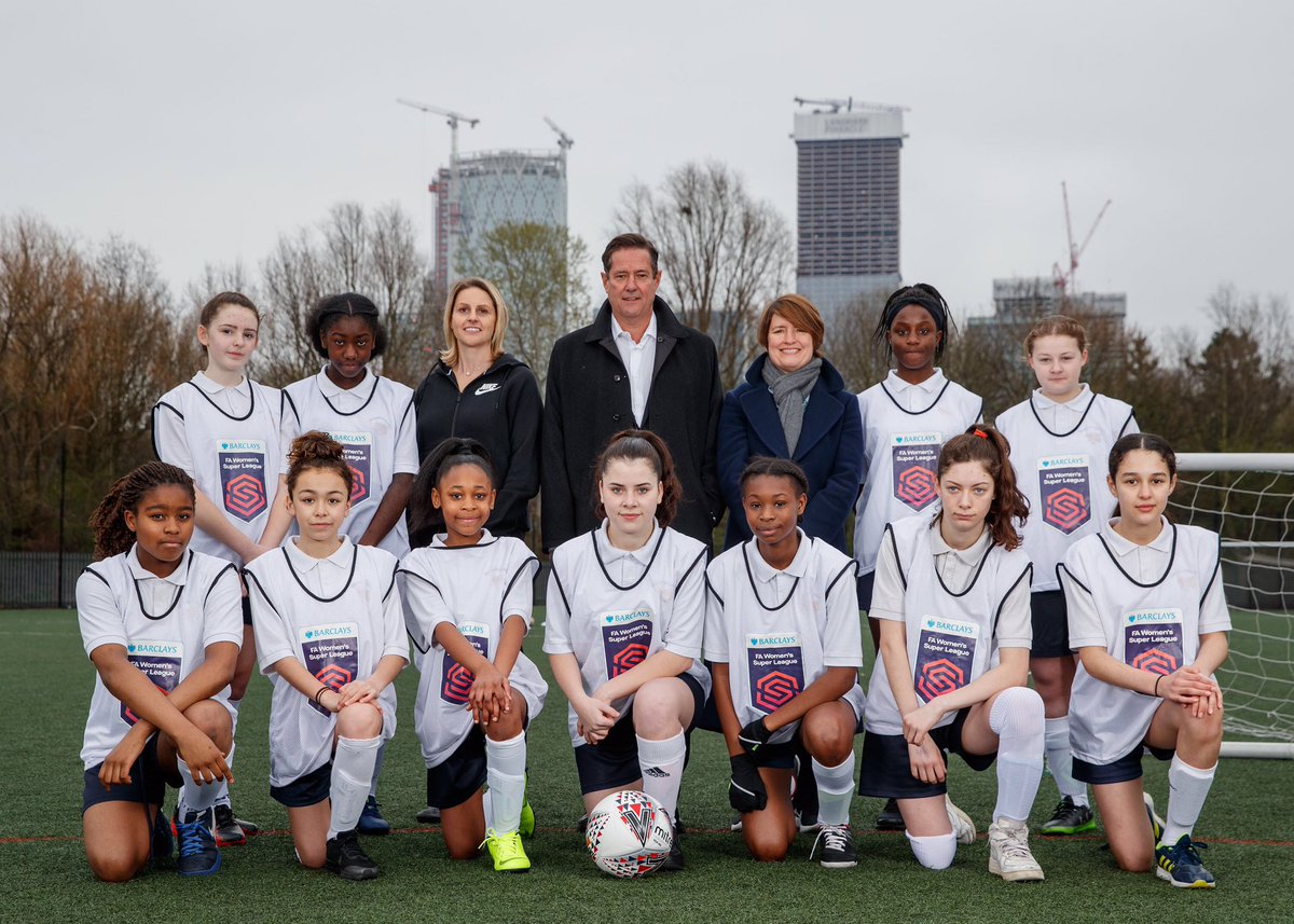 Kelly Smith MBE OLY tweet media
